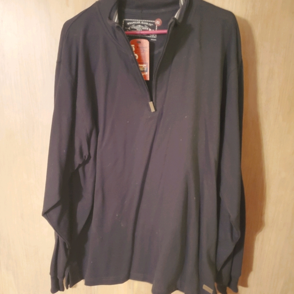 ⭐ Mens  wrangler black zip up top